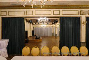 Шторы для сцены ресторана - зонирование помещения зала - shtory-dlya-sceny-restorana-1.