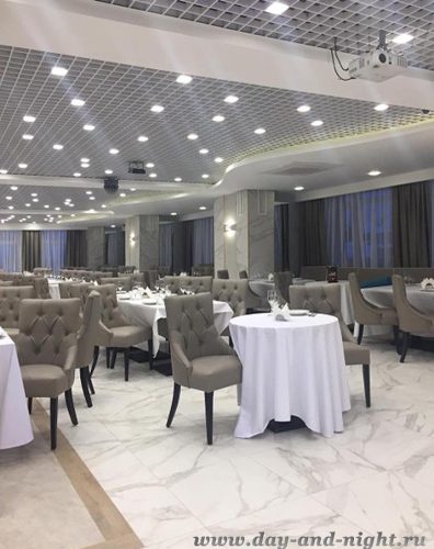 Шторы скатерти с салфетками в ресторане Амакс Валдай - 58-2-e1757400358418 Шторы скатерти с салфетками в ресторане Амакс Валдай - 58-2-e1757400358418