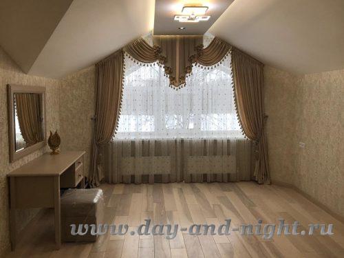 Шторы на скошенные окна В